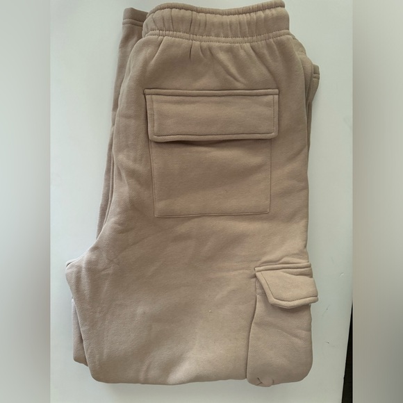 Women's Taupe Cargo Pants - Picture 8 of 11